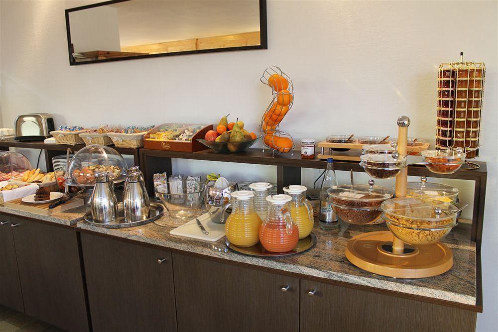 Logis Hotel & Restaurant - Le Relais De Montigny Montigny  Eksteriør billede