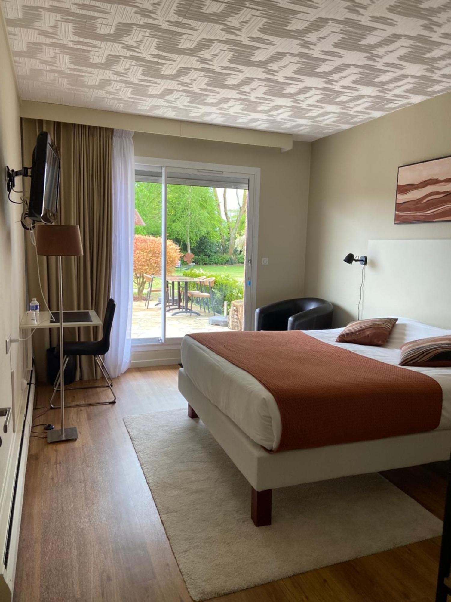 Logis Hotel & Restaurant - Le Relais De Montigny Montigny  Eksteriør billede