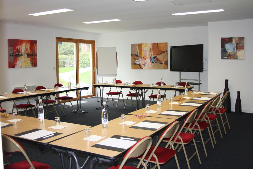 Logis Hotel & Restaurant - Le Relais De Montigny Montigny  Eksteriør billede